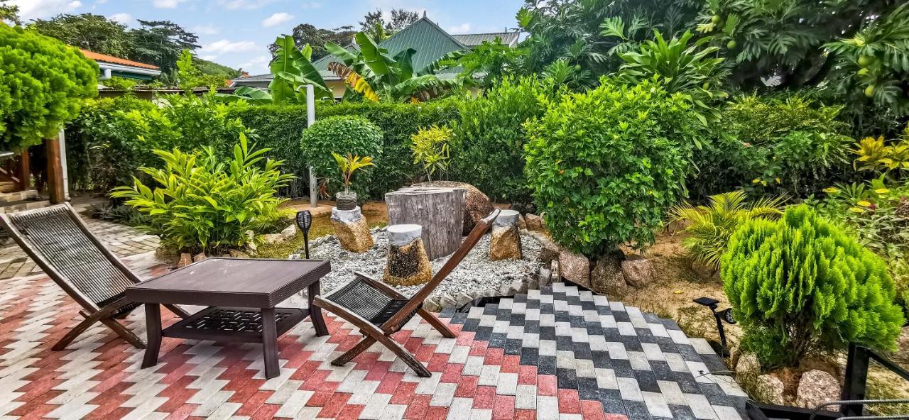 Bwaver Cottage La Digue Exterior photo