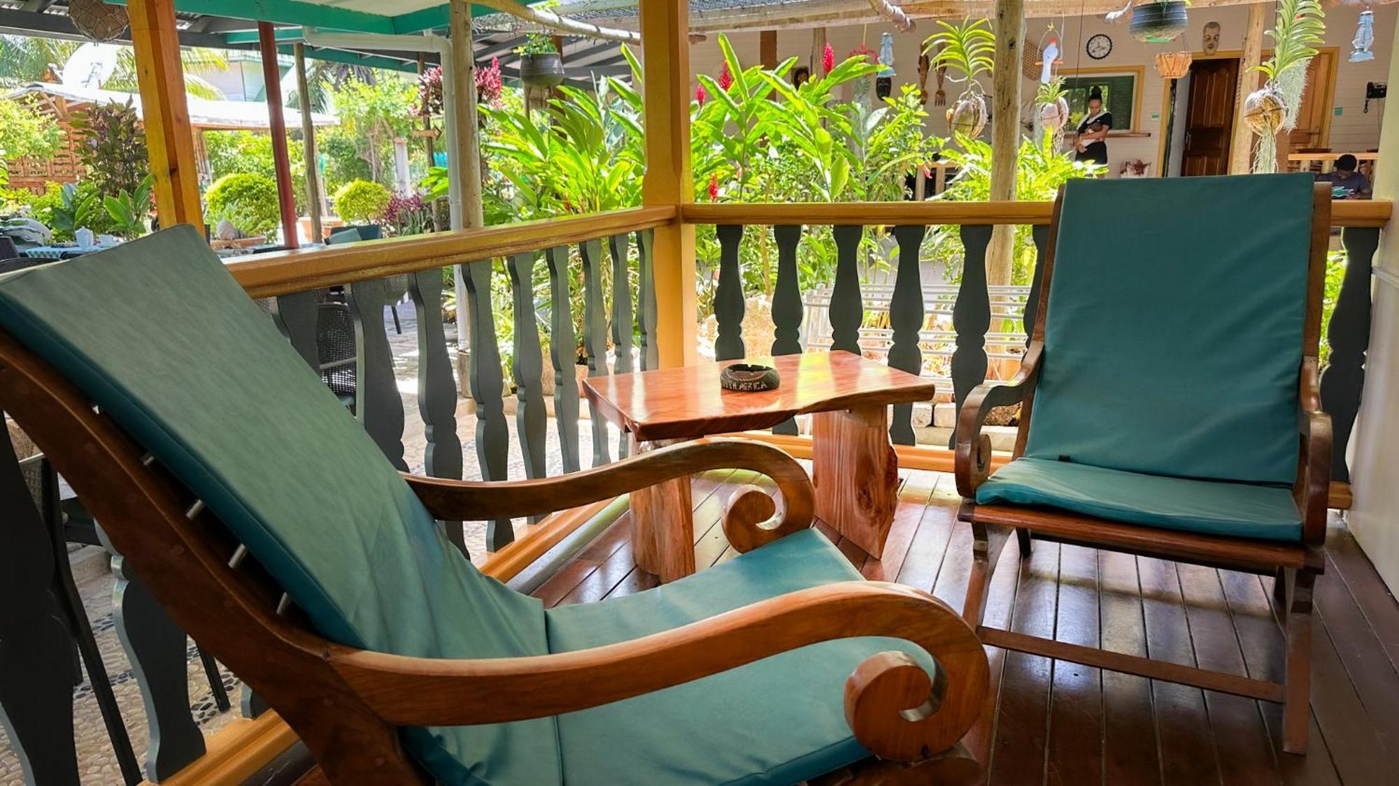 Bwaver Cottage La Digue Exterior photo